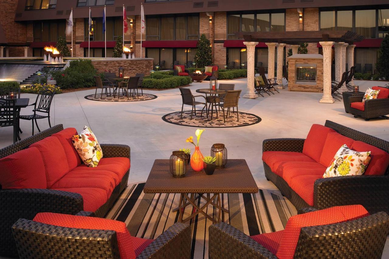 Indianapolis Marriott East Hotel Exterior foto