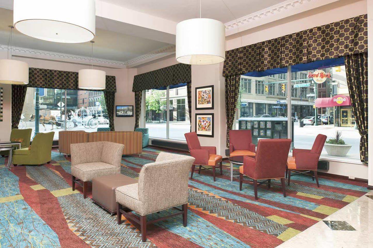Indianapolis Marriott East Hotel Exterior foto