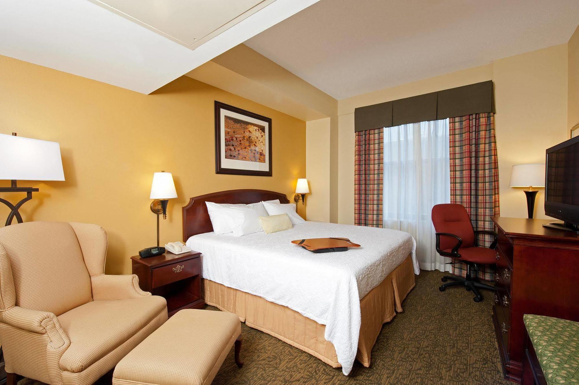 Indianapolis Marriott East Hotel Exterior foto