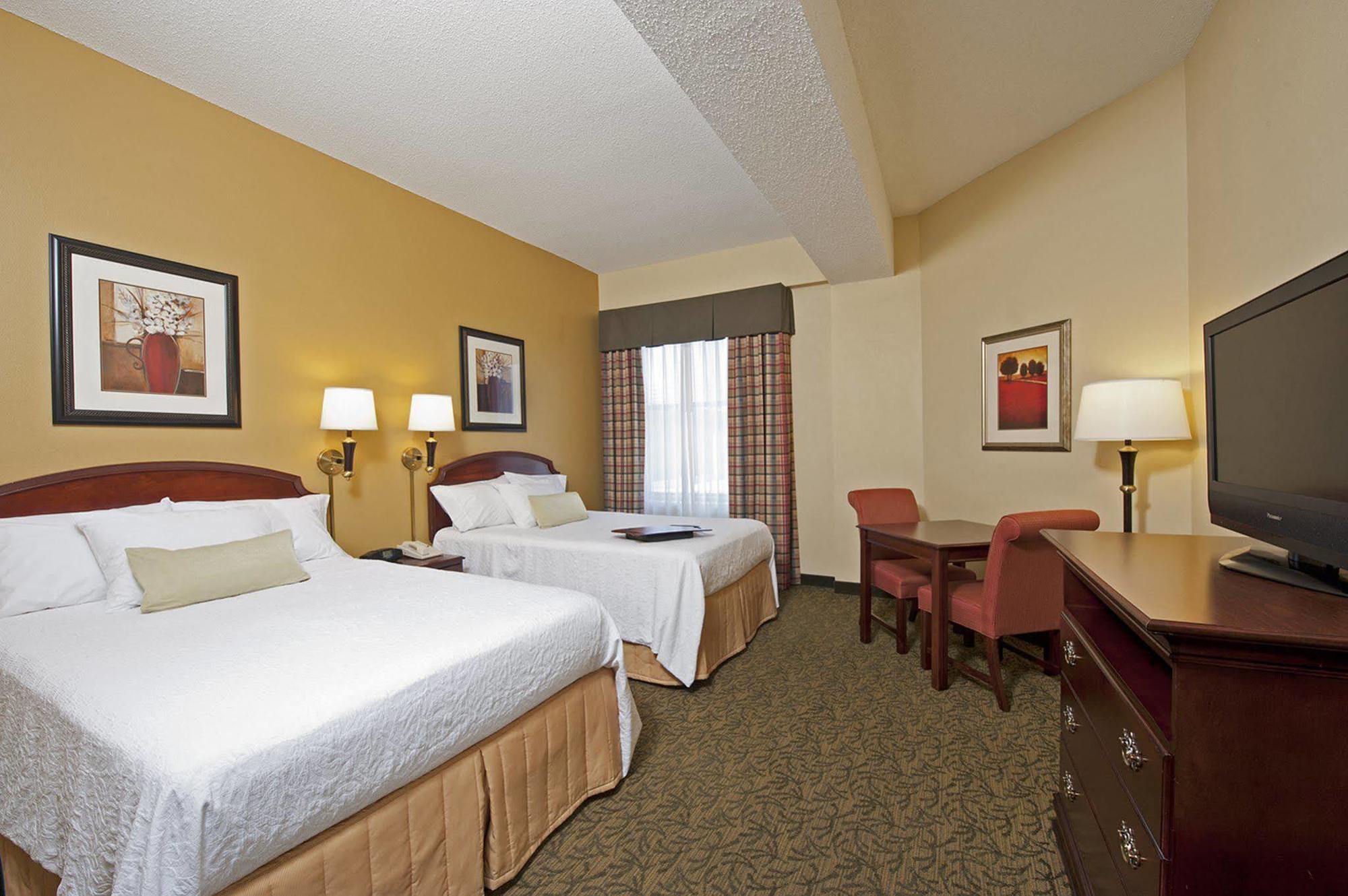 Indianapolis Marriott East Hotel Exterior foto
